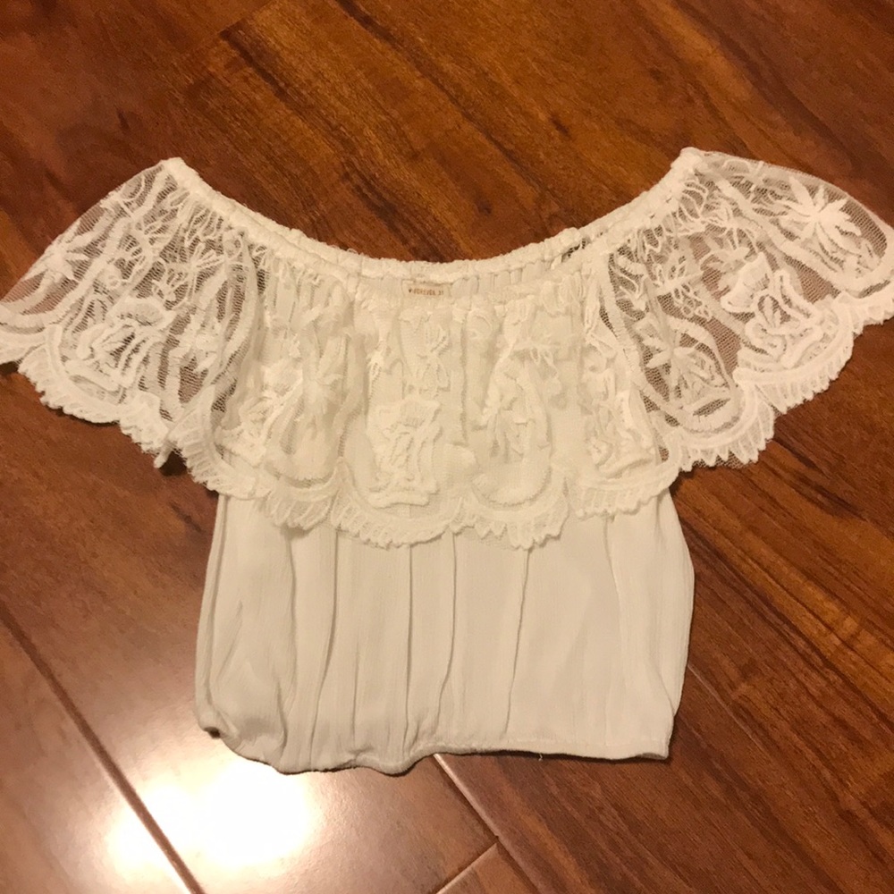 White crop top